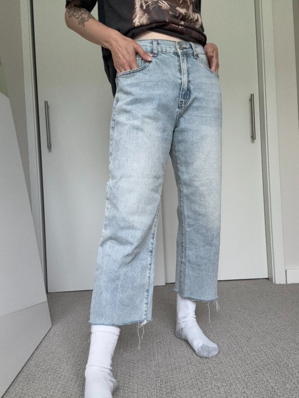 Great Smoky Los Angeles Light Wash Cropped Straight Leg Jeans